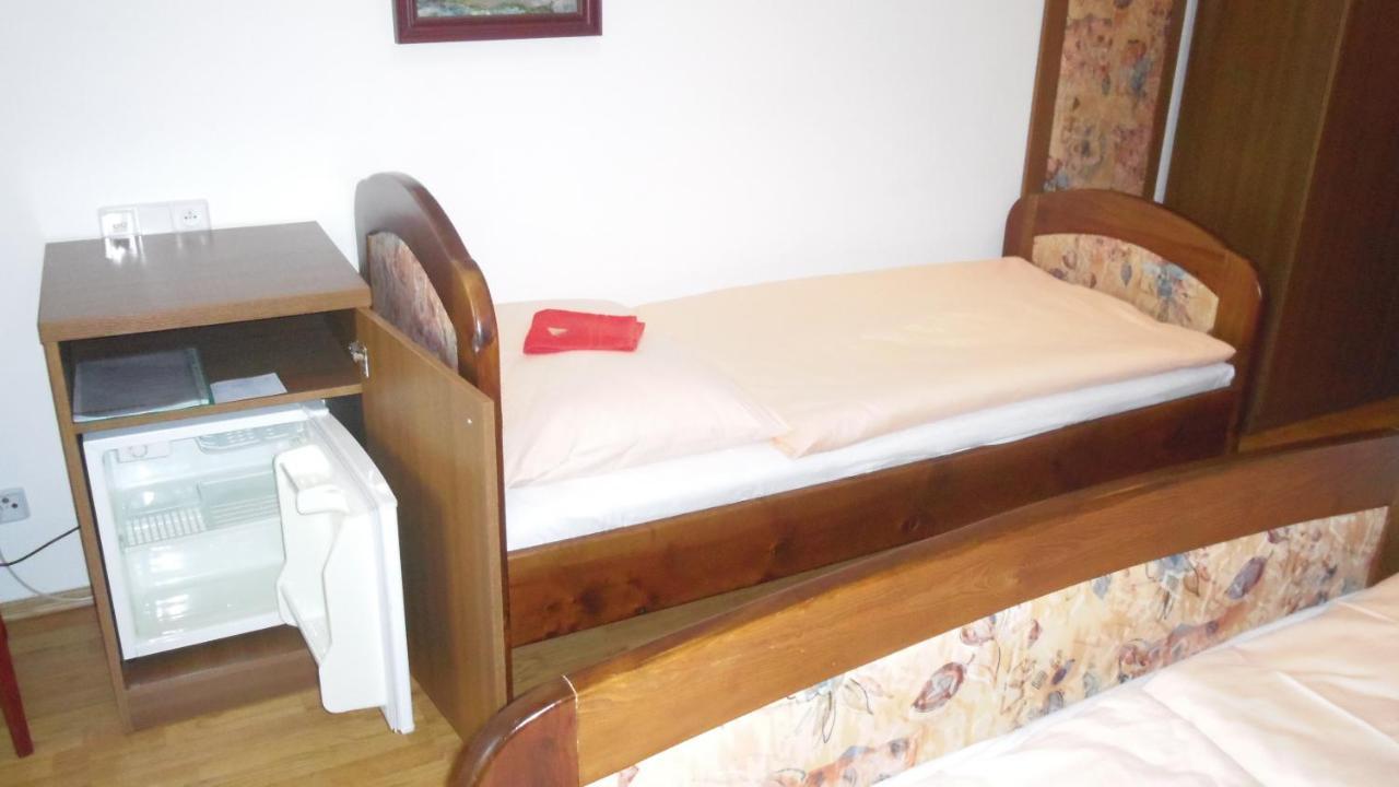 Pension Karolina Trnava Екстериор снимка